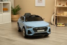 Електромобіль Caretero (Toyz) Audi E-tron Sportback Blue